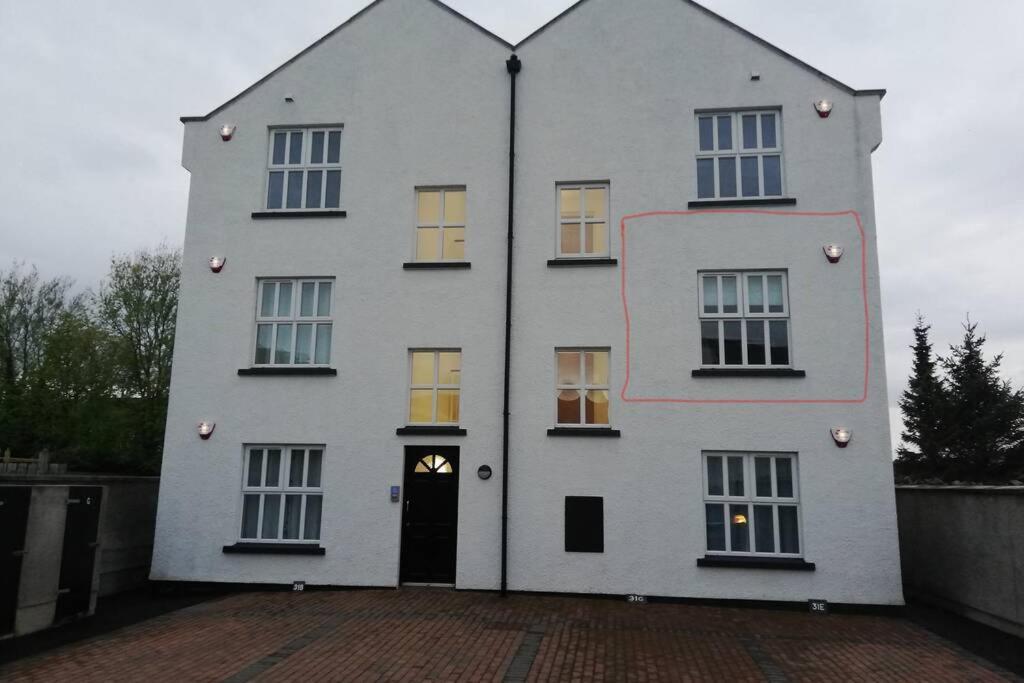 Mews Apartment, Bushmills Extérieur photo